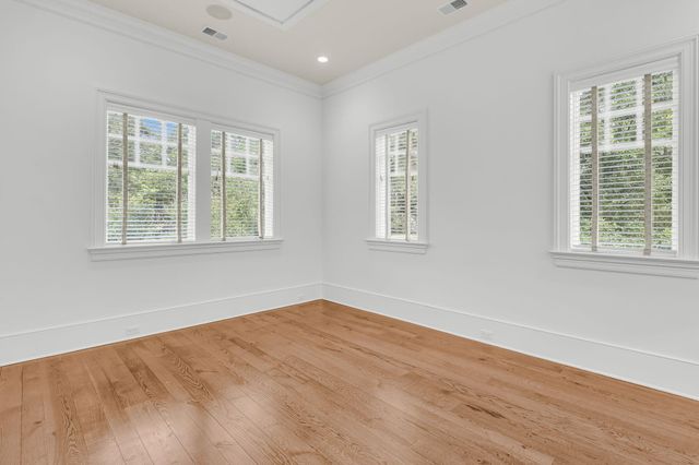 25 Hazelhurst Street, Charleston, SC 29492