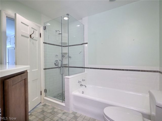19001 Shelburne Road, Shaker Heights, OH 44118