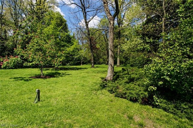 19001 Shelburne Road, Shaker Heights, OH 44118