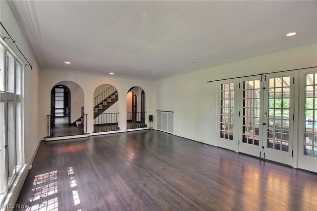 19001 Shelburne Road, Shaker Heights, OH 44118