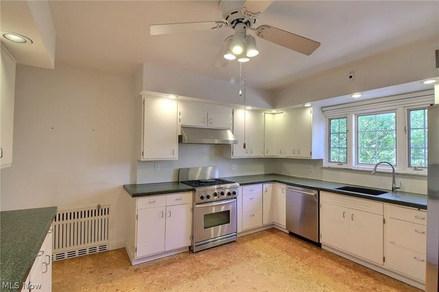 19001 Shelburne Road, Shaker Heights, OH 44118
