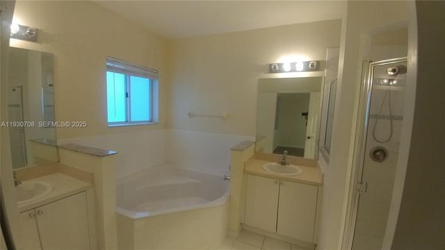 2452 SE 19th Ct, Homestead, FL 33035