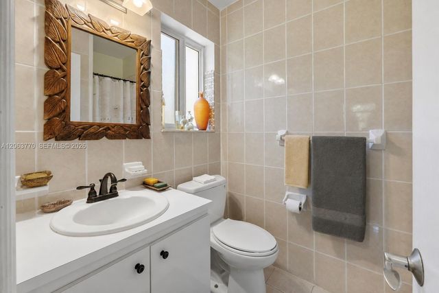 14 NW 109th St, Miami Shores, FL 33168