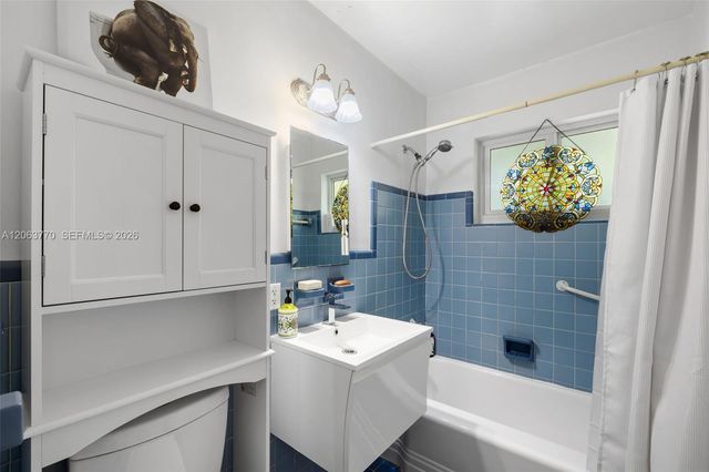 14 NW 109th St, Miami Shores, FL 33168
