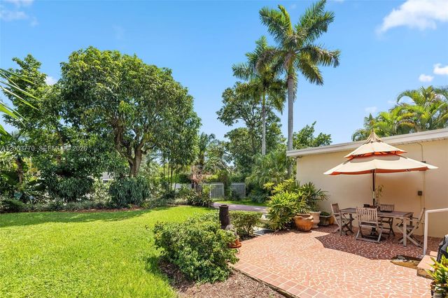 14 NW 109th St, Miami Shores, FL 33168