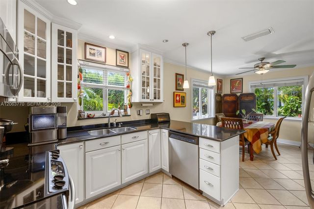 14 NW 109th St, Miami Shores, FL 33168