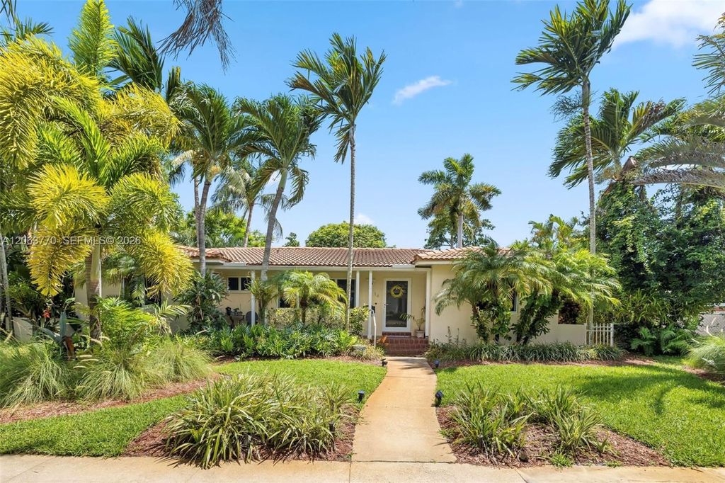 14 NW 109th St, Miami Shores, FL 33168