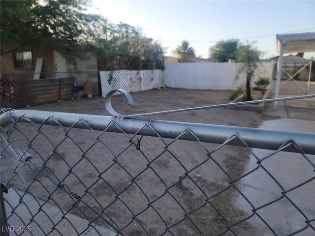 2645 Cedar Avenue, Las Vegas, NV 89101