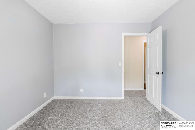 2642 N 98th Street, Omaha, NE 68134