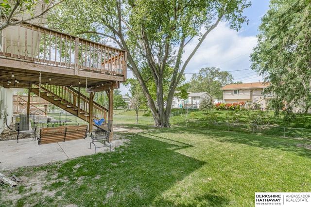 2642 N 98th Street, Omaha, NE 68134