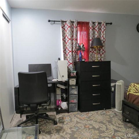 138 Shadalane Walk G, Ballwin, MO 63011