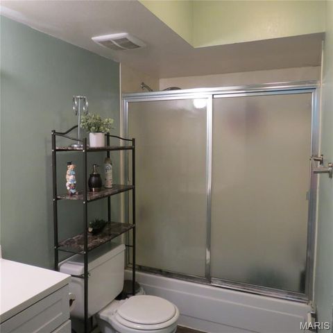 138 Shadalane Walk G, Ballwin, MO 63011