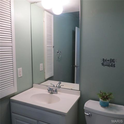 138 Shadalane Walk G, Ballwin, MO 63011