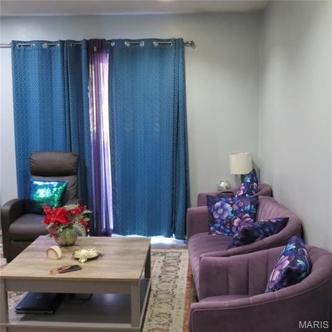 138 Shadalane Walk G, Ballwin, MO 63011