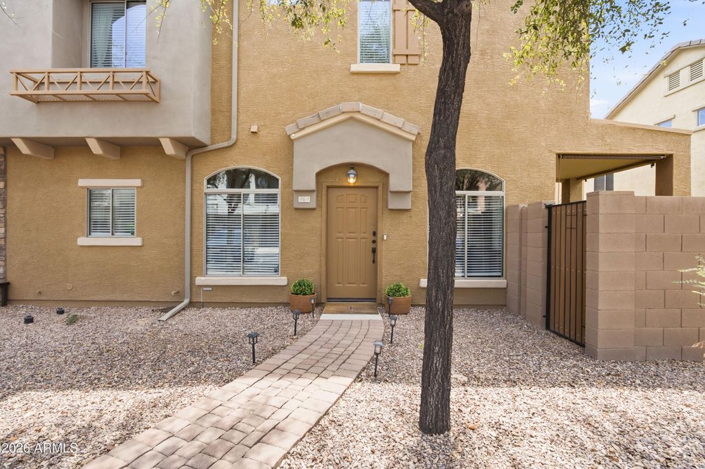 2024 S BALDWIN -- 76, Mesa, AZ 85209 — photo 2