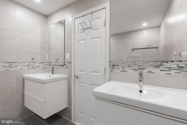 608 S DELHI ST, Philadelphia, PA 19147