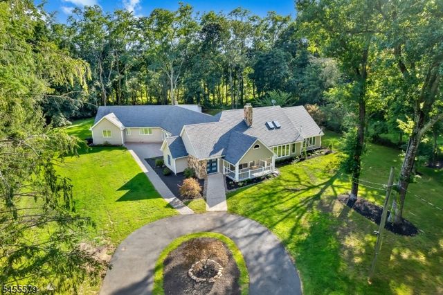 46 Ironia Rd, Chester Twp., NJ 07930
