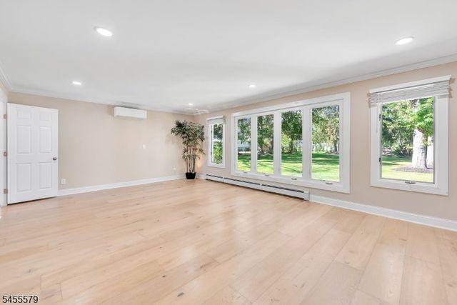46 Ironia Rd, Chester Twp., NJ 07930