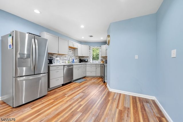 46 Ironia Rd, Chester Twp., NJ 07930