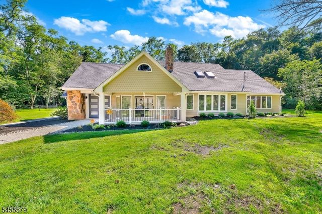 46 Ironia Rd, Chester Twp., NJ 07930