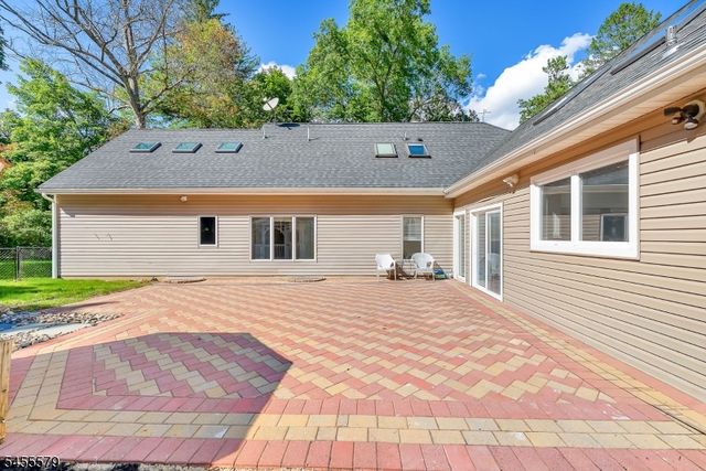 46 Ironia Rd, Chester Twp., NJ 07930