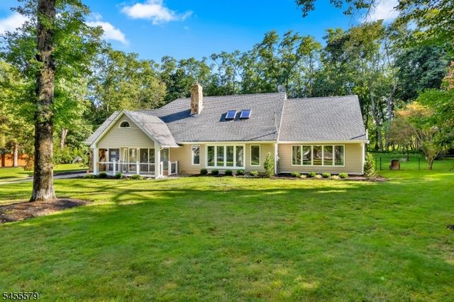 46 Ironia Rd, Chester Twp., NJ 07930