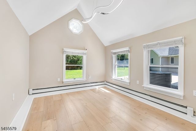 46 Ironia Rd, Chester Twp., NJ 07930