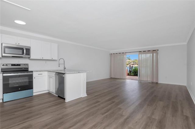 2424 W TAMPA BAY BOULEVARD F103, Tampa, FL 33607