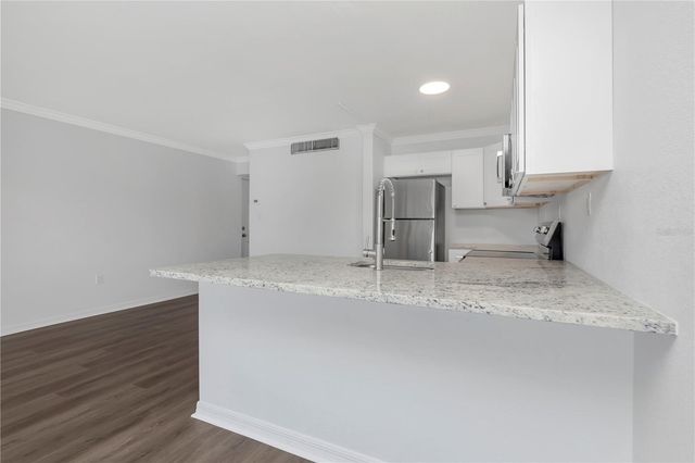 2424 W TAMPA BAY BOULEVARD F103, Tampa, FL 33607