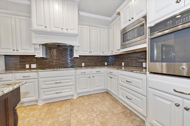 51 Daffodil Meadow Place, Tomball, TX 77375