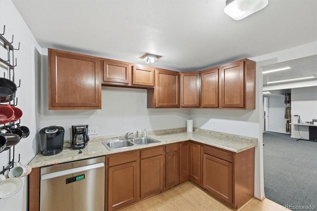 1050 S Quitman Street, Denver, CO 80219