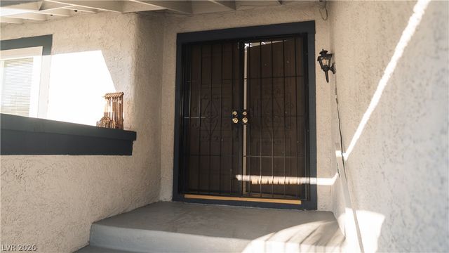 5134 Caliente Street, Las Vegas, NV 89119