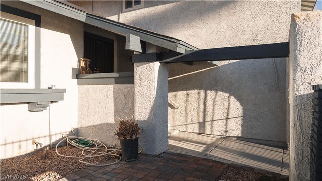 5134 Caliente Street, Las Vegas, NV 89119