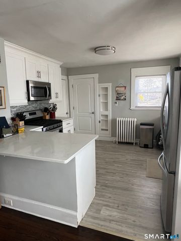 1124 Shippan Avenue, Stamford, CT 06902