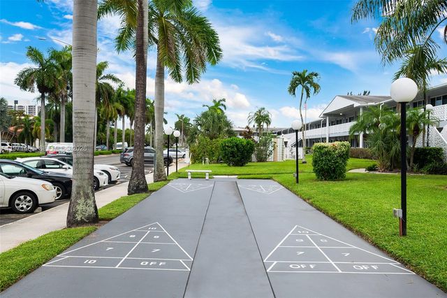 600 Layne Blvd 128, Hallandale Beach, FL 33009