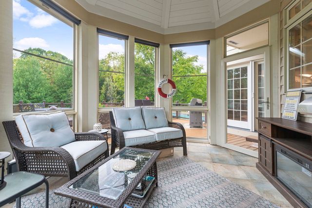 843 Alberosky Way, Batavia, IL 60510