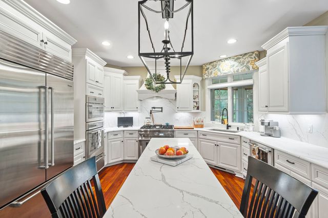 843 Alberosky Way, Batavia, IL 60510