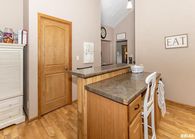 108 N POPLAR Street, Cambridge, IL 61238