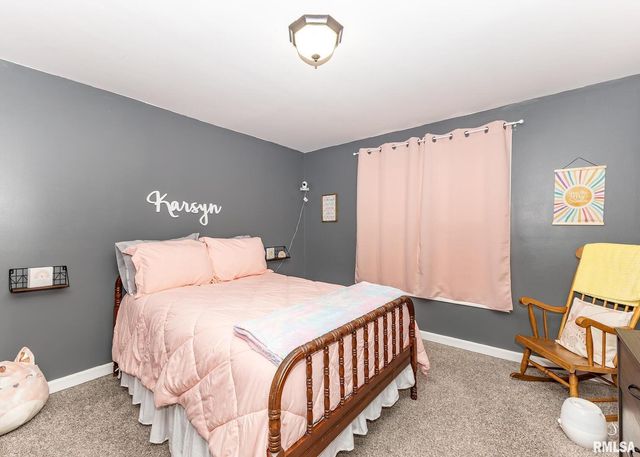 108 N POPLAR Street, Cambridge, IL 61238