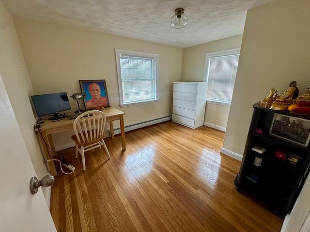 72 Redlands Rd, Boston, MA 02132