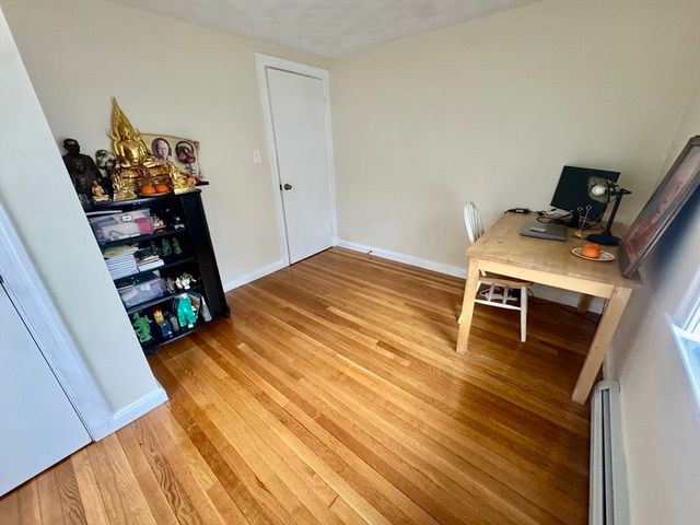 72 Redlands Rd, Boston, MA 02132