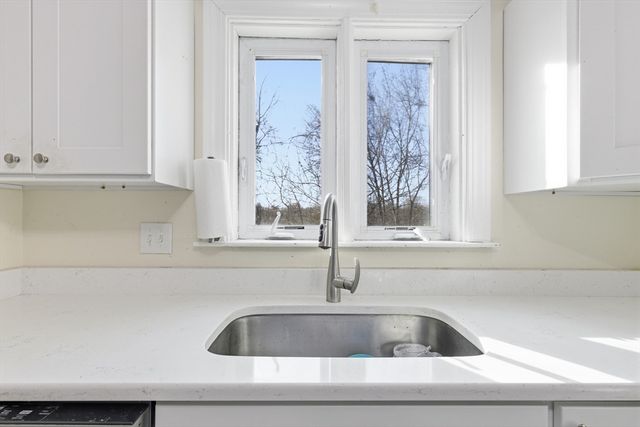 72 Redlands Rd, Boston, MA 02132