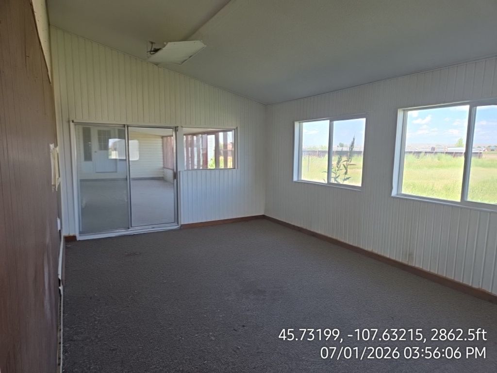 54 N Mills Road, Hardin, MT 59034 photo 5