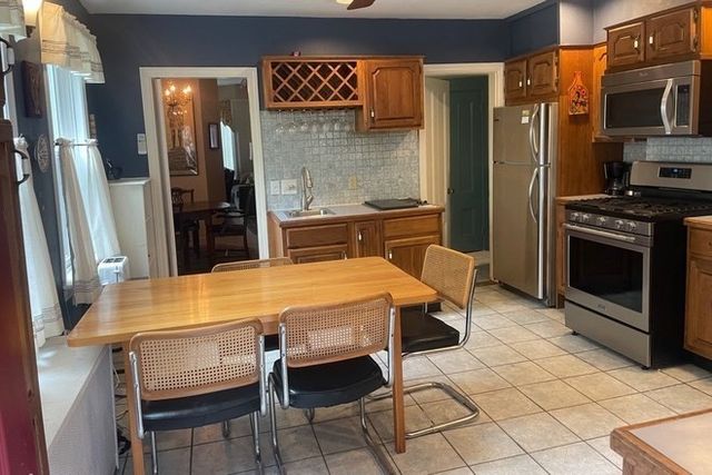 39 Walker St. 39, Cambridge, MA 02138