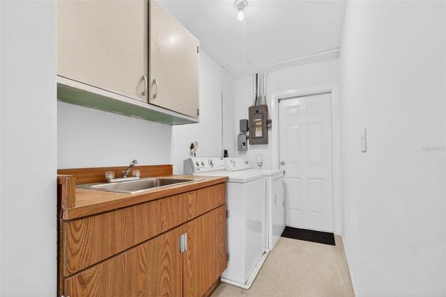 10100 COMMODORE DRIVE, Seminole, FL 33776