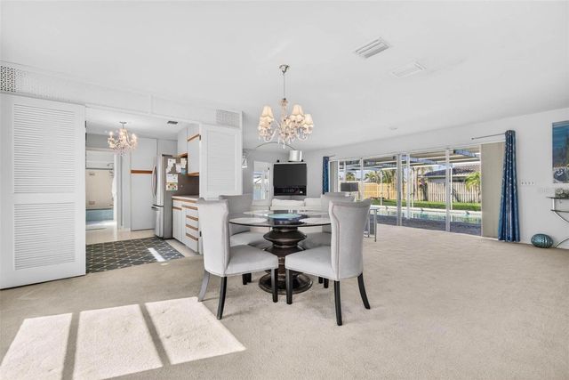 10100 COMMODORE DRIVE, Seminole, FL 33776