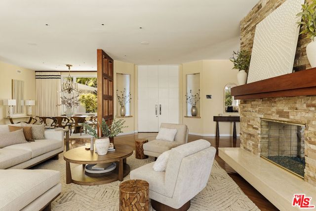 4101 Clear Valley Drive, Los Angeles, CA 91436