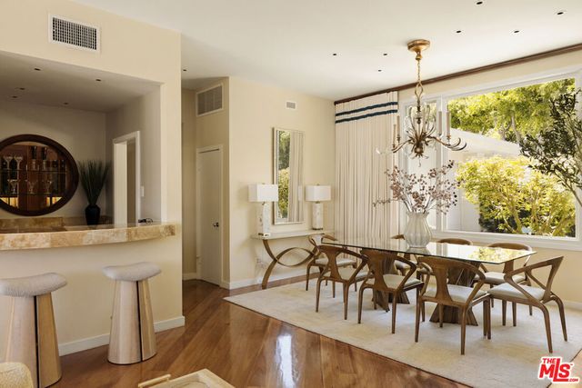 4101 Clear Valley Drive, Los Angeles, CA 91436