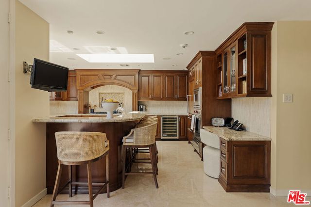 4101 Clear Valley Drive, Los Angeles, CA 91436