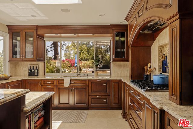4101 Clear Valley Drive, Los Angeles, CA 91436